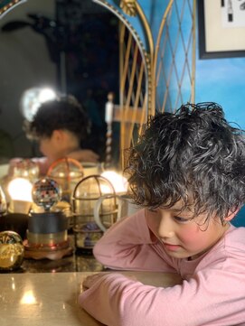 アスイン(asuin) キッズパーマ