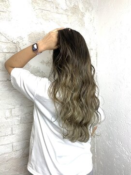 プライズ アイリス 池袋東口店(prize Iris) グラデーショングレージュ10代20代15400円