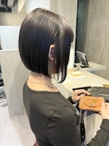 オルロバイイザ(ORLO by IZA)&nbsp;前下がりボブ