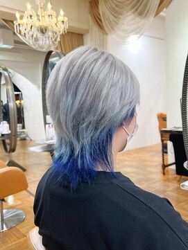 オブヘアーギンザ(Of HAIR GINZA) ホワイトシルバー×マリンブルー