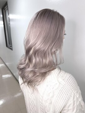 ブランシスヘアー(Bulansis Hair) #ホワイト #グレージュ