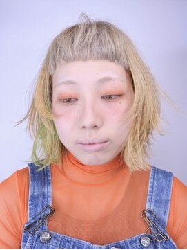 ビスポーク(BESPOKE) ミディアムウルフパーマ