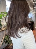 美髪エアリーロングピンクブラウン切りっぱなしボブ
