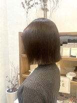 ココカラヘアー ニコ(cococara hair nico)&nbsp;グレージュ/オリーブ/トリートメント/切りっぱなしボブ/艶髪