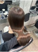 透明感たっぷりオリーブグレージュ