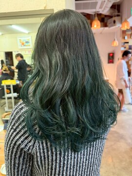 キサイ バズ(kisai BUZZ) ダークグリーン/デザインカラー/透明感