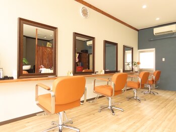 オーガ(O-GA)の写真/落ち着ける空間やスタイリストの心地よい接客が魅力◎居心地の良い空間で癒しのサロンタイムを…