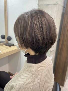 クラン 岡本(Chlan) 韓国風×透明感ハイライトショート