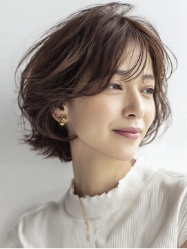 ハーツ(Heart's) 白髪ぼかし脱白髪染め似合わせショートボブ40代50代60代