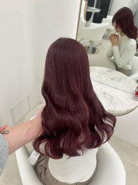 イオエ(ioe) ミディアムレイヤー/ツヤ髪スタイル/グレージュ/ショートボブ