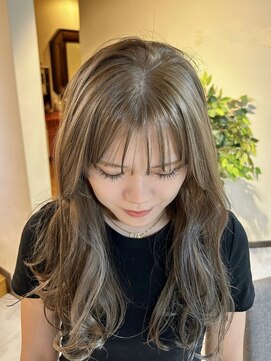 アペロ 柏(Apero) オリーブベージュ/ココアベージュ/レイヤーカット/小顔カット/柏