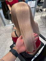 ペレ 梅田(PELE) ミディアムヘア/暗めカラー/グラ ンマッシュ/梅田