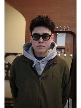 エディ(Edy) メンズスパイキーボックスショート刈り上げツイスパ眉毛カット