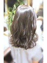 リックヘアー(Ric Hair) レイヤーを生かした無造作な動きでトレンドを満喫