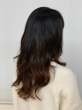 クオリス 赤塚店(QUALIS) レイヤー/巻き髪/ロングヘア/グラデーション/美髪チャージ