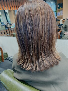 エミタス 三年坂(Emitas) 【橋本】タッセルカット×細ハイライト[グレーベージュ]