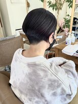 ハル(Hal.)&nbsp;モードな前下がりショート