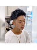 アップバングスパイキーショート