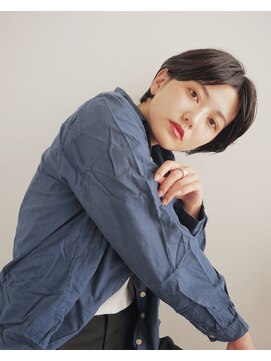 トレス(TRESS) 内巻きボブ　耳掛けボブ　黒髪ボブ