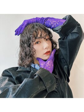 ホロ(hollo) プードルパーママッシュショートパーマ