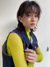 ウルフ×ツヤ感でつくる大人のこなれ感♪ 自然体でキマる、大人の髪質改善レイヤー。[豊中レイヤーカット]