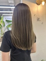 イット(it.) kana ハイライト バレイヤージュ オリーブ グレージュ