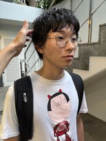 メンズレコ 渋谷(MEN'S LECO)&nbsp;ブルーブラックフェザーパーマ刈り上げセンターパート