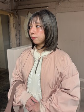 イル(iru) グレージュローライトのデザインカラー