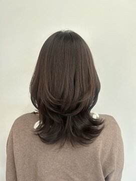 ラーム 福岡香椎店(rame) レイヤーカット、くびれスタイル