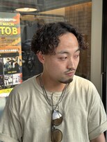 スウェル 船橋店(Swell)&nbsp;MEN’S HAIR/サーフカール/刈り上げセンターパート/船橋
