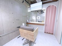 リノ(Lino)の雰囲気（広い個室を２席用意しておりますTV備え付けさらに喫煙も可能！！）