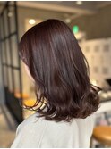 骨格をきれいに見せるレイヤーミディアムボブ