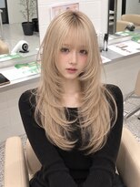 エニフォーイーストハム(Eni for eastham) ハッシュカット/ブリーチカラー/ブロンドベージュ