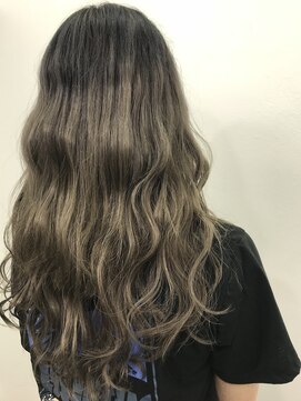 トロニー(TLONY) ＴＬＯＮＹ渋谷 エクステを付けてからのグラデーションカラー