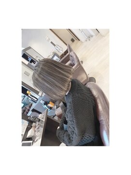 アンビ(ambi) ハイライト