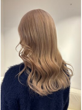 ベレーザ 渋谷(BELEZA) 7110ニュアンスカラー艶髪ハイトーンシルキーベージュ韓国波巻き