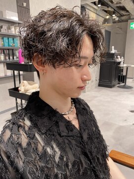 ネクストネオ 静岡(NEXT NEO) NEXTNEO【櫻田】センターパート　ツイストスパイラルパーマ