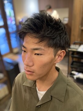 クラッキ ヘアークリエイション(CRAQUE hair creation) ツーブロック×アップバング×ベリーショート