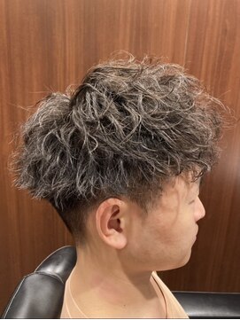 ヒロギンザ 六本木店(HIRO GINZA) ショートマッシュ×ツイストスパイラルパーマ