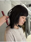 ミディアムレイヤーウルフレイヤー顔まわりレイヤーカット