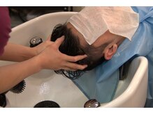 東京ヘアーサロン ヘアーサロン ストーリー(STORY)の雰囲気（頭皮ケアもお任せください。）