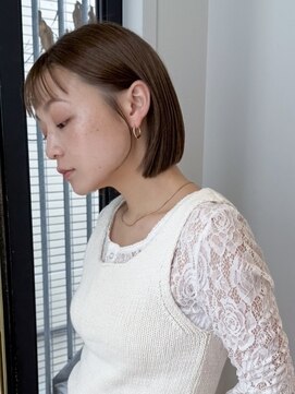 ローネス(LONESS) 切りっぱなしボブ 耳かけボブ コンパクトボブ ミニボブ