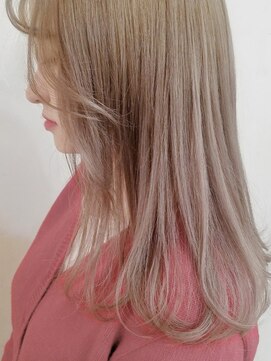 ブロック ジャポン(bloc japon) ミルクティーベージュに顔周りカットで更に柔らかく