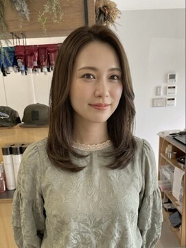 チオ(Chio) 【富山】かきあげ前髪で魅せる大人ミディアム