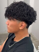 セプト 博多(SEPT.)&nbsp;波巻きパーマ ハードパーマ マッシュ ツーブロック 黒髪【博多】
