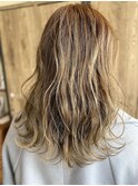 ニュアンスペールカラー ブロンドの風
