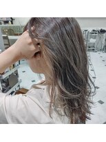 パール(PEAR+L)&nbsp;大人かわいいインナーカラー