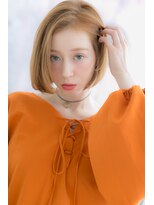 ミック ヘアアンドメイク アップ 駒込店(miq Hair&Make up)&nbsp;外国人風シルキーベージュかきあげ前髪前下がり金髪ボブb1