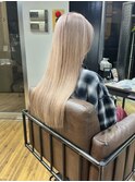 ホワイトベージュ　ケアブリーチ　ホワイトアッシュ　ロング