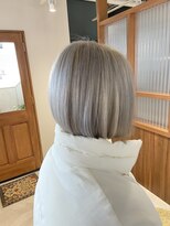 エイトデイズ 三宮駅前店(EIGHT days) ホワイトアッシュ